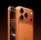 iPhone 17 Pro, kosmicky oranžová barva, šikmý pohled zezadu, modul s profesionální Fusion fotosoustavou nahoře, ovladač fotoaparátu, šikmý pohled zepředu na obrazovku přes celou přední stranu, akční tlačítko a tlačítka hlasitosti